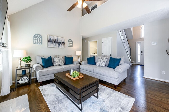 Building Photo - 13 Windfield Dr Unit SI ID1234836P