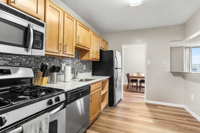 Photo - 1201 S Bell St Unit FL14-ID1261493P