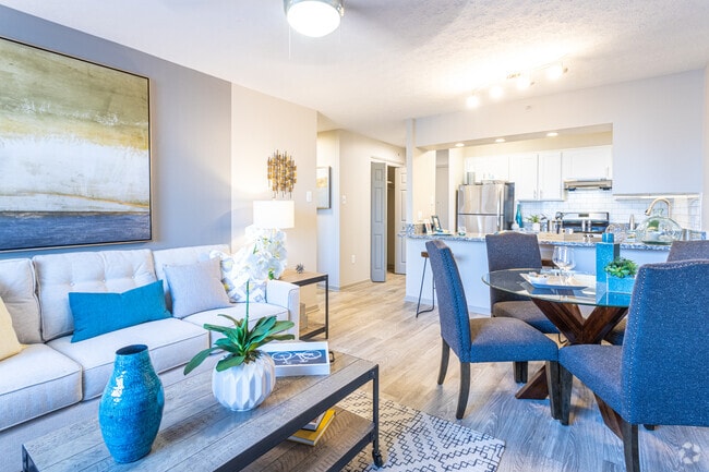 1BR, 1BA - 750 SF - Living Area - Icon Apartments