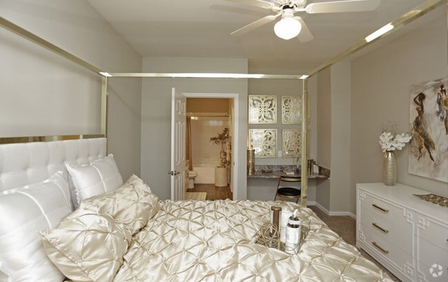 2 Bedroom - The Vintage at Zona Rosa Apartment Homes