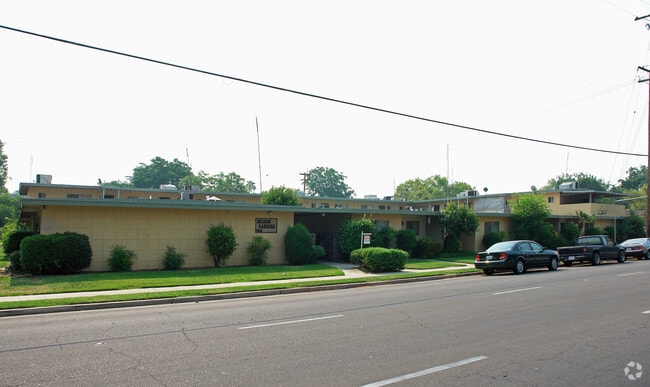 Wishon Garden Apartments - Wishon Garden Apartments