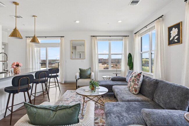 Photo - 1301 Leah Ave Unit SI FL1-ID1499100P