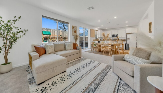 Building Photo - 10035 Fletching Wy Unit SI ID1473523P