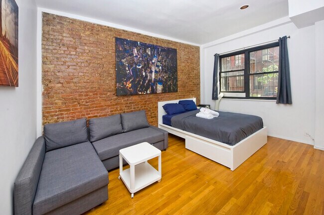 Photo - 215 B E 95th St Unit SI ID1032068P