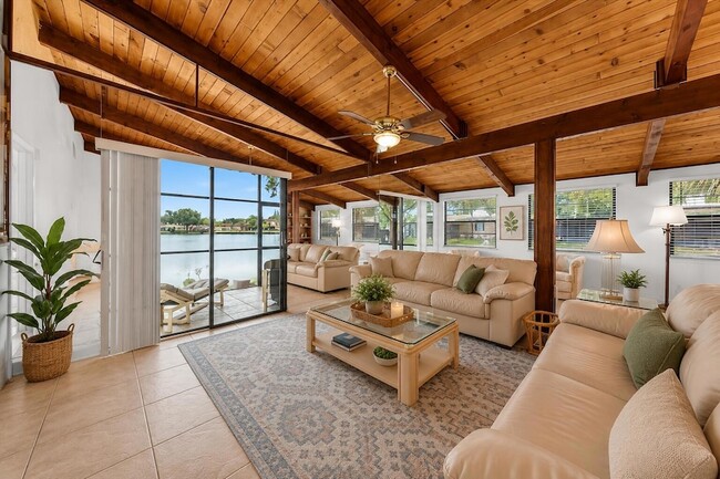 Photo - 412 Briarwood Cir