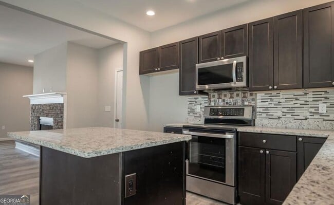 Photo - 2446 Remington Dr