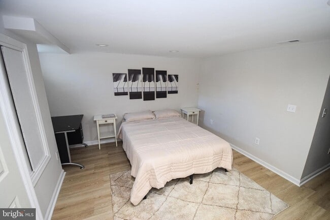 Photo - 1629 Searles Rd