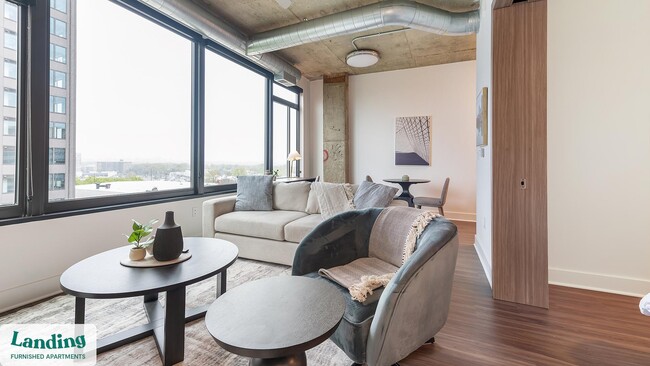 Building Photo - 5201 Leesburg Pike Unit 629.1408739