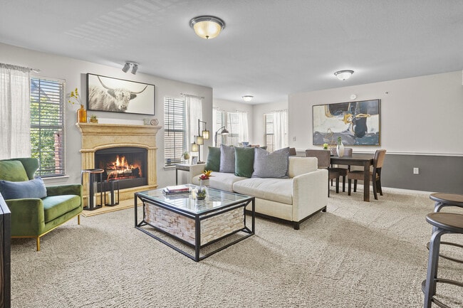 Photo - Nickel Creek Apts