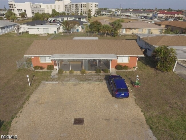 Photo - 4819 Marine Dr Unit 1