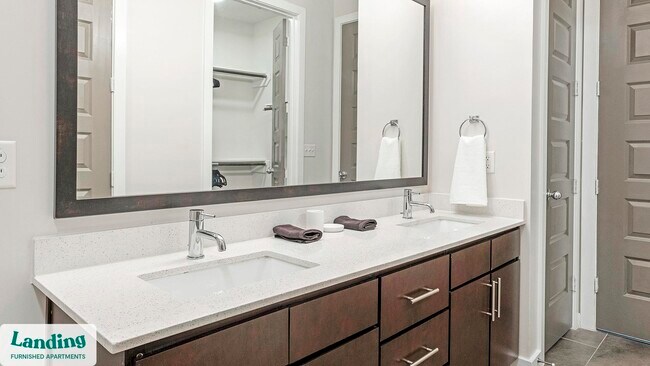 Photo - 825 Usener St Unit 841