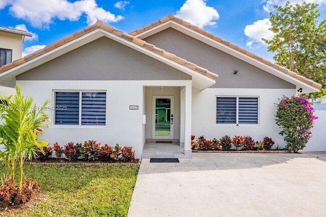 Photo - 3425 SW 69th Ave