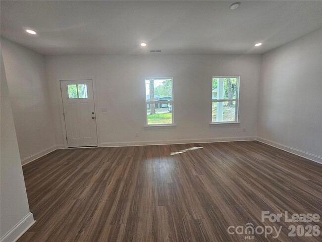 Photo - 203 Benfield Rd