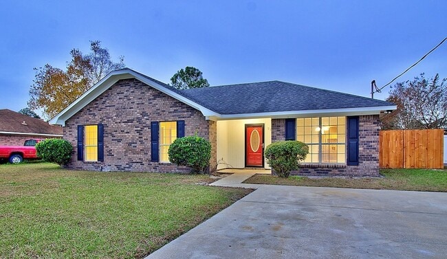 Photo - 705 Edgewood Ct