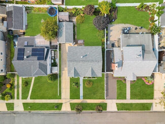 871 Grand Blvd Rental Westbury - Image