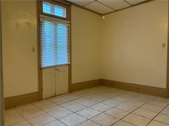 Photo - 2839 Maurepas St