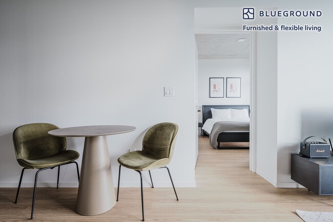 Photo - 225 N Elizabeth St Unit FL12-ID1103