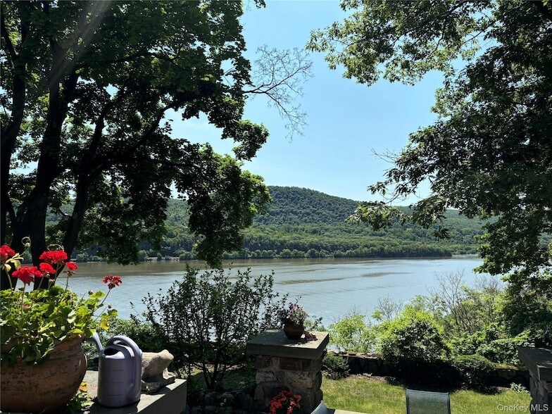 Photo - 27 Webb Ln Unit 1N