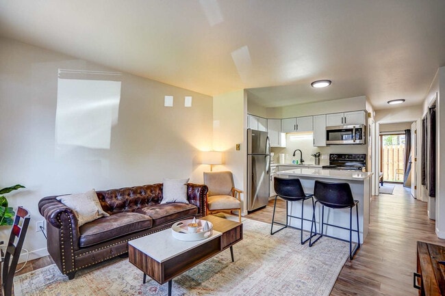 Photo - 1217 E Wilson St Unit ID1377390P