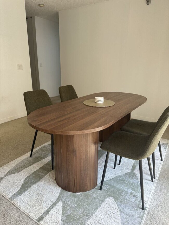 Photo - 210 N Wells St Unit ID1294899P