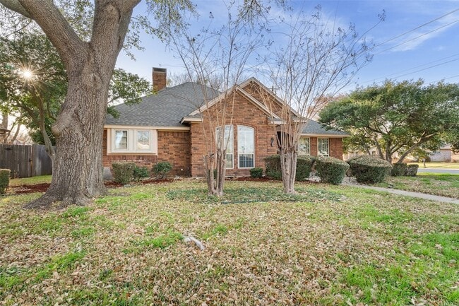 Photo - 3429 Nottingham Dr