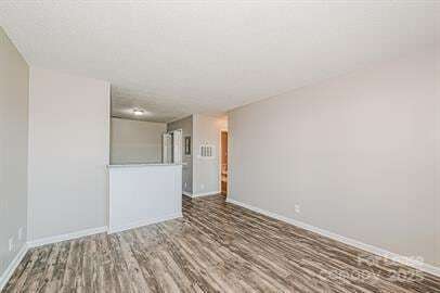 Photo - 238 Hoskins Mill Ln