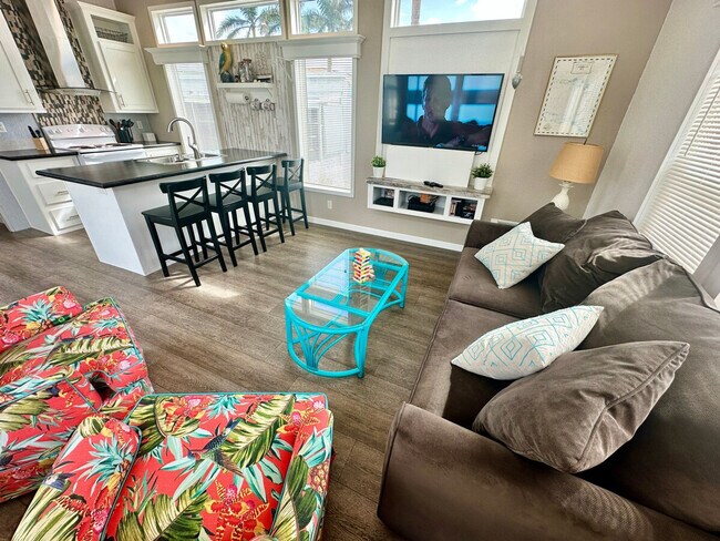 Photo - 1003 Nettles Blvd Unit SI ID1537527P