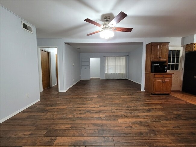 Photo - 738 Hawthorne Ln