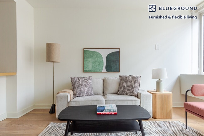 Photo - 450 W 17th St Unit FL6-ID1769