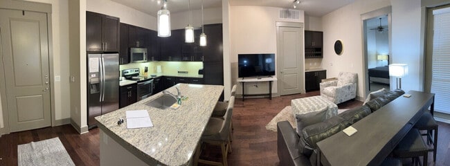 Photo - 5655 Carnegie Blvd Unit ID1344163P