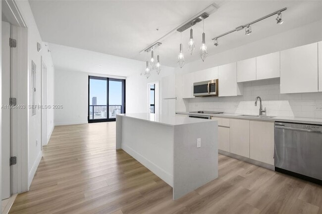 Photo - 101 Diplomat Pkwy Unit 2104