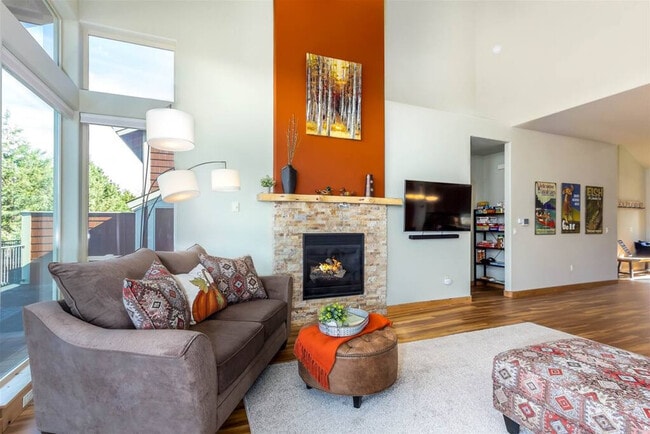 Photo - 11043 Village Loop Unit ID1330989P