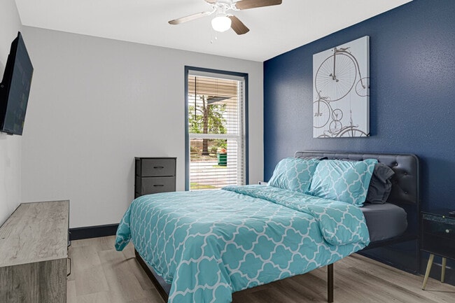 Photo - 12115 Wood Forest Dr Unit SI ID1603447P
