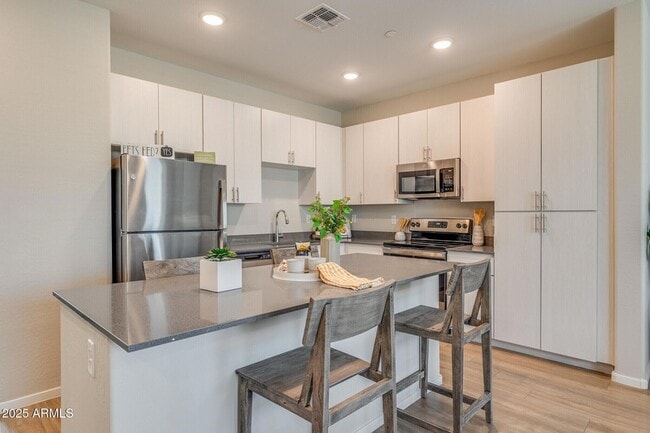 Photo - 16830 N 141st Ave