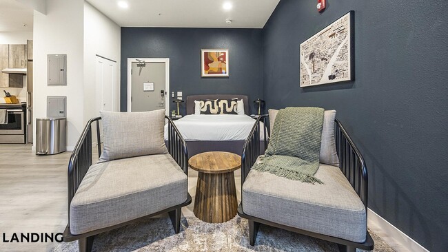 Building Photo - 3022 Zuni St Unit 104