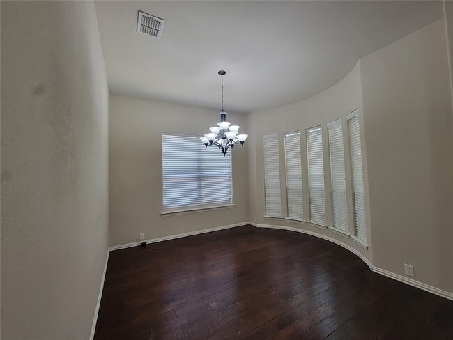 Photo - 628 Nemitz St