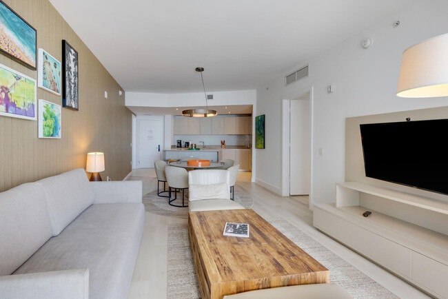 Photo - 3101 E Hallandale Beach Blvd Unit FL18-ID1049812P