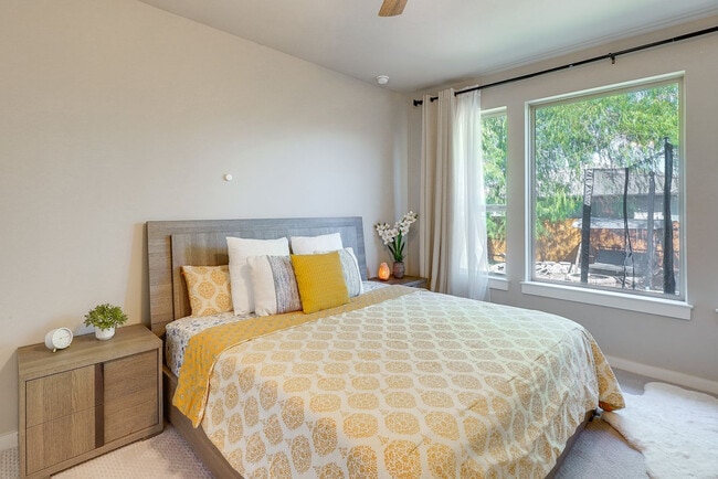 Photo - 8100 Donnelley Dr Unit SI ID1588173P