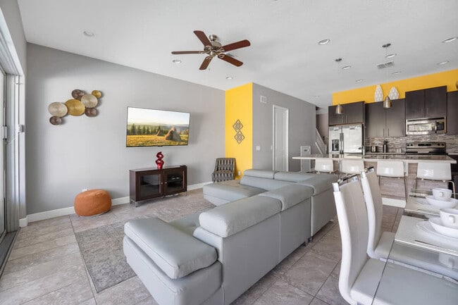 Photo - 466 Captiva Dr Unit ID1280937P