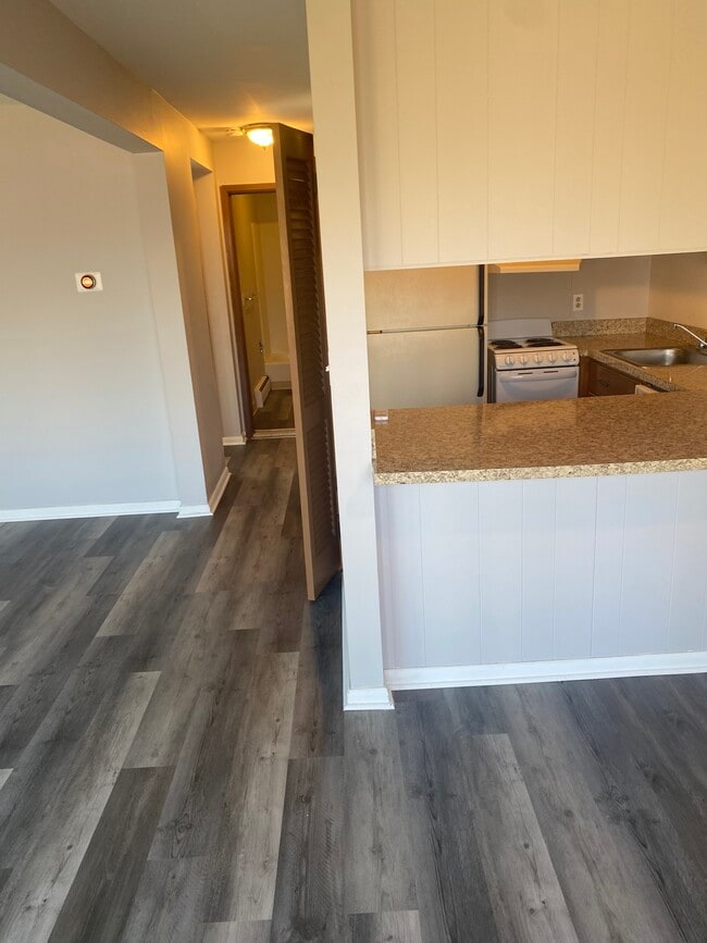 Photo - Carriage House