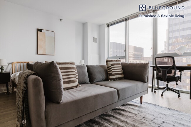 Photo - 201 N Garland Ct Unit FL34-ID1182