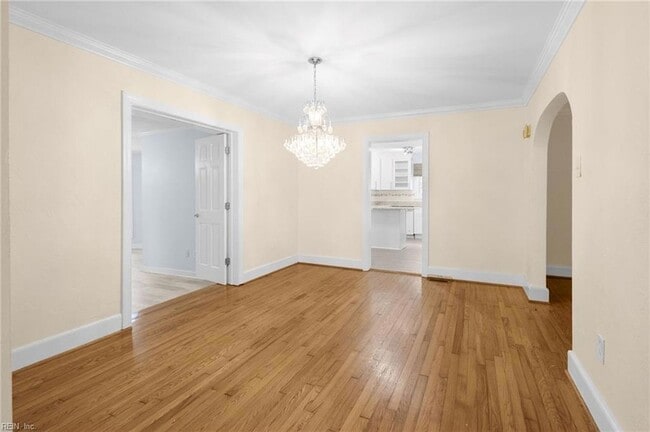Photo - 6333 Tuttle Ave