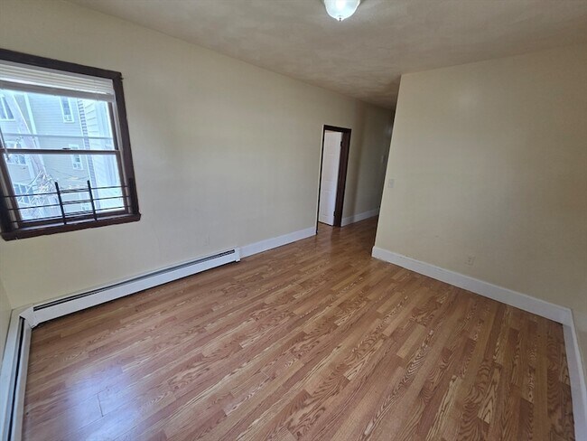 Photo - 49 Judson St Unit 3