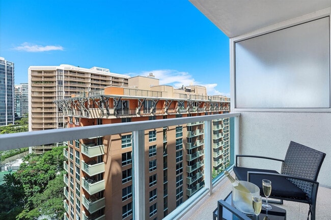 Photo - 2889 McFarlane Rd Unit SI ID1240696P