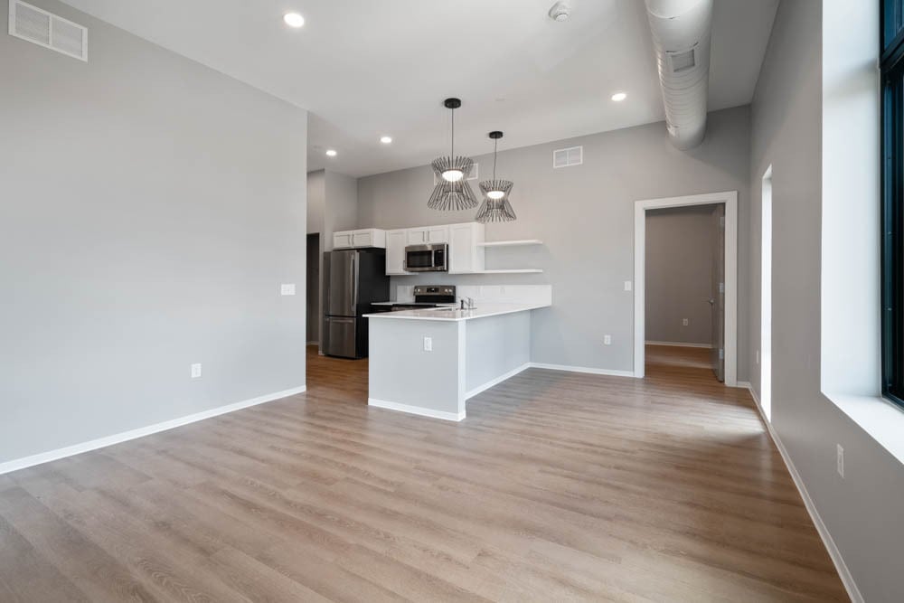Floor Plan - B6 - 2 Bed / 1 Bath