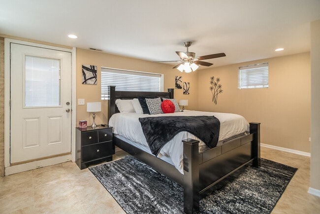 Photo - 16 W Edward St Unit ID1285026P