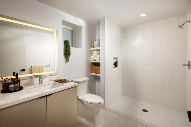 Private Bath in Shared 5 Bed Unit - LUCA Beverly Grove