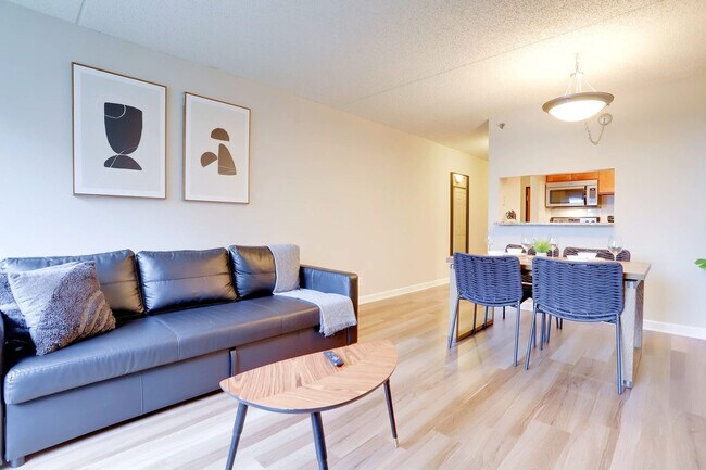 Photo - 401 12th St S Unit FL4-ID1038992P