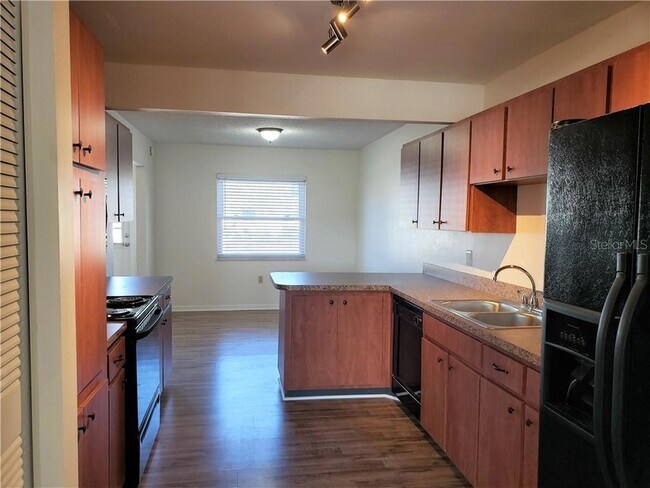 Photo - 1212 Fordham Dr