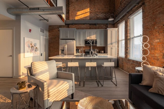 Photo - 1906 Elm St Unit ID1056048P